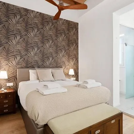 Arc De Triomf Luxury Modern 2-bedroom 2-bathroom * Barcelona