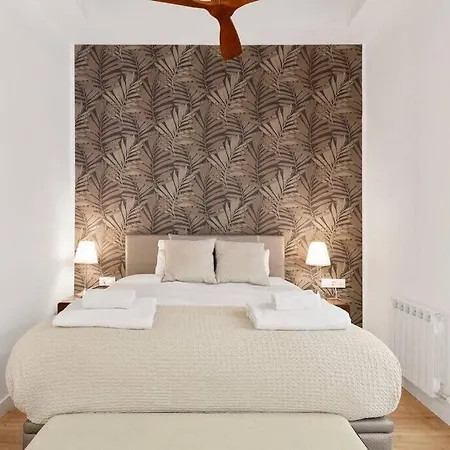 Arc De Triomf Luxury Modern 2-bedroom 2-bathroom Apartment Barcelona